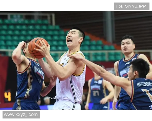 南京篮球队心理素质提升之路:从挑战到突破的热议与反思 南京篮球队心理素质提升之路:从挑战到突破的热议与反思